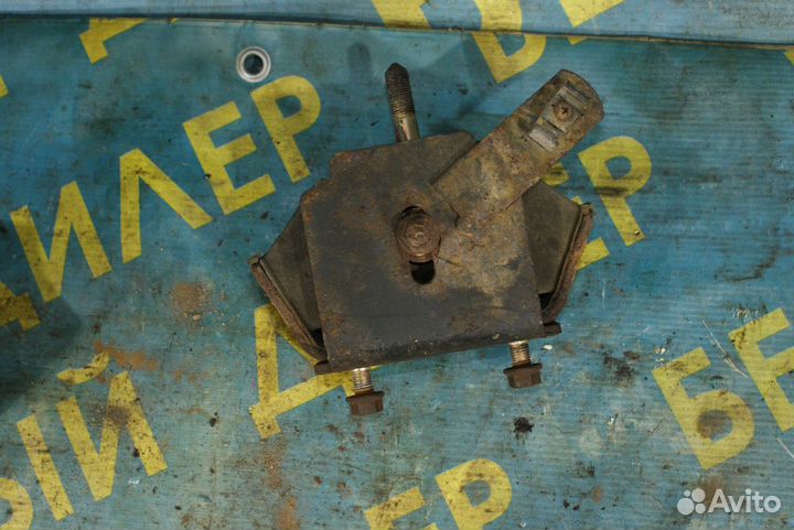 Подушка двигателя Ssang Yong Musso