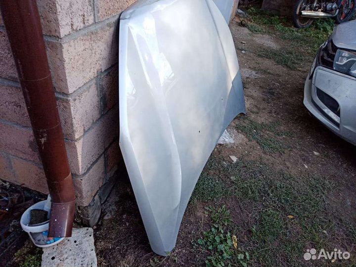 Капот LADA vesta