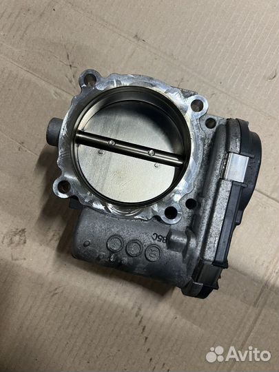 Дроселтная заслонка на Мерседес M276