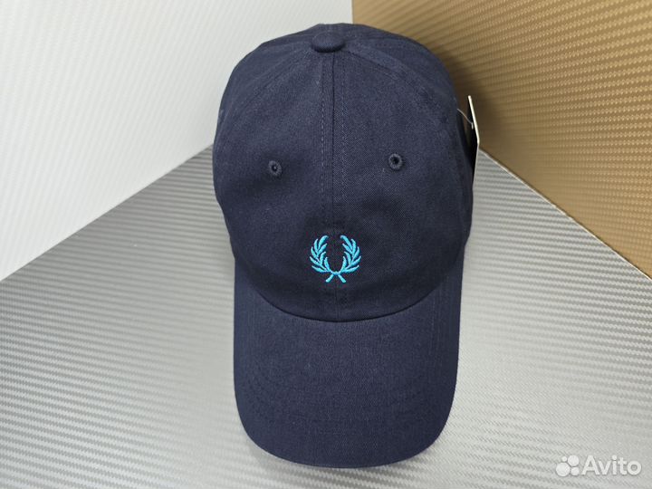 Кепка Fred Perry синяя с голубым логотипом