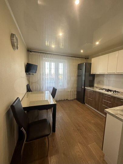 2-к. квартира, 62 м², 6/9 эт.