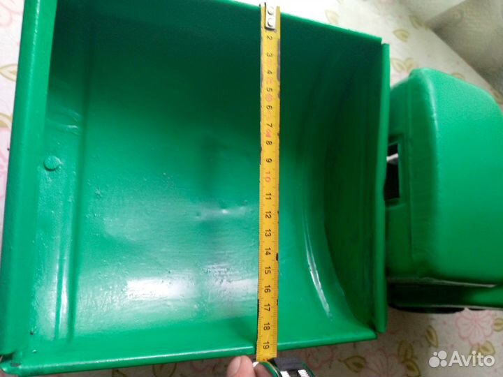 Игрушка:Машинка железная газ-52 СССР