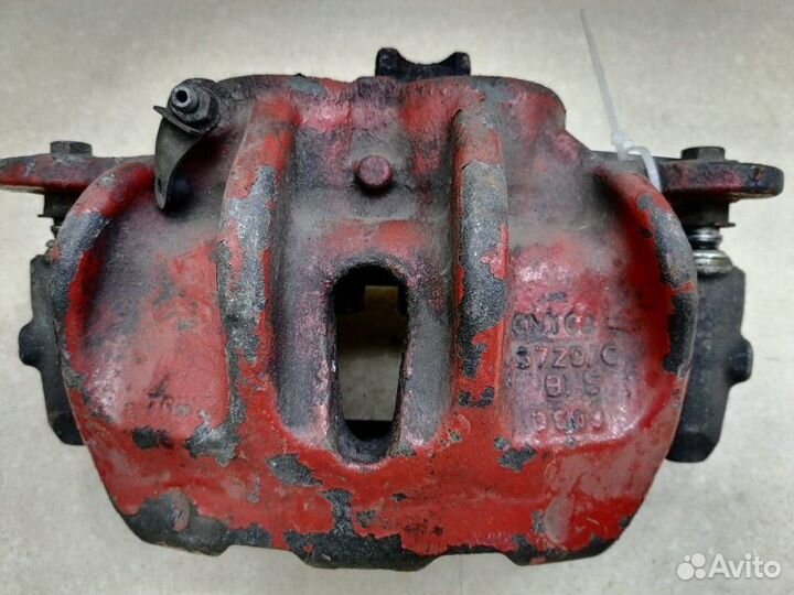 Суппорт передний левый Land Rover Range Rover