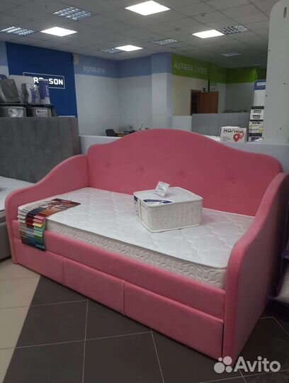 Детский диван кровать с мягкими бортиками