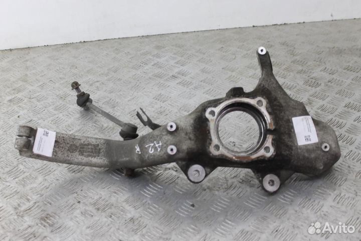 Кулак передний правый BMW X5 F15 2015