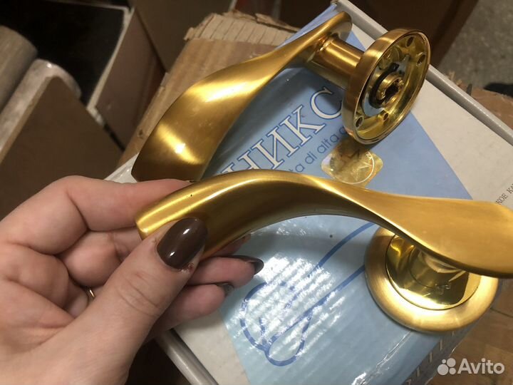 Дверная ручка