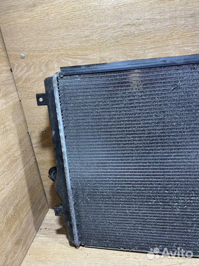 Радиатор основной Volkswagen Passat B6 128137