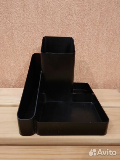 Канцелярские принадлежности с довеском