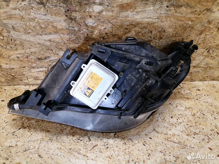 Фара правая BMW 5 E60 дорест ксенон