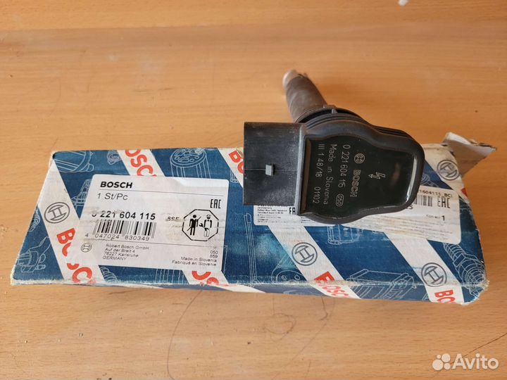 Катушка зажигания Bosch 0 221 604 115