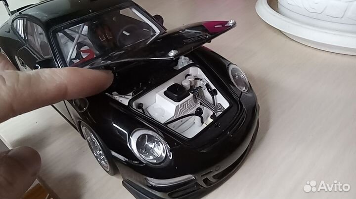 Porsche 911. Autoart 1:18. Продажа / Обмен
