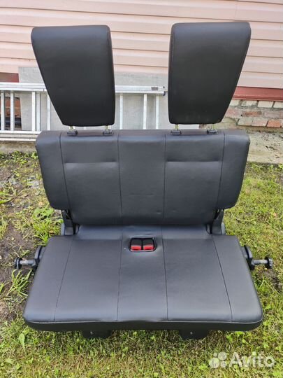Третий ряд сидений mitsubishi pajero