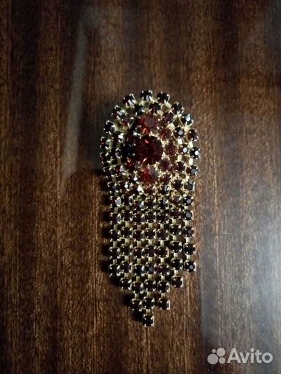 Винтажные старинные брошки