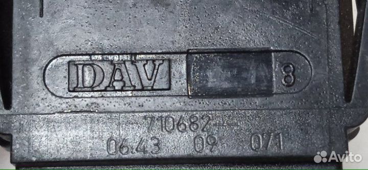 Кнопка обогрева заднего стекла Renault Logan 1