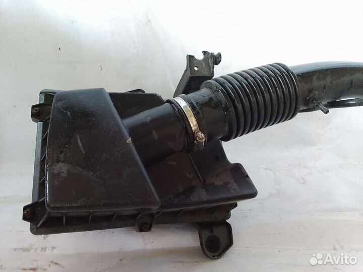 Корпус воздушного фильтра Ford Focus II