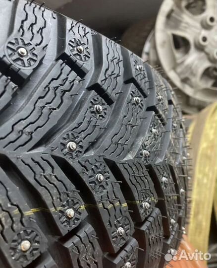 Michelin X-Ice North 4 185/65 R15