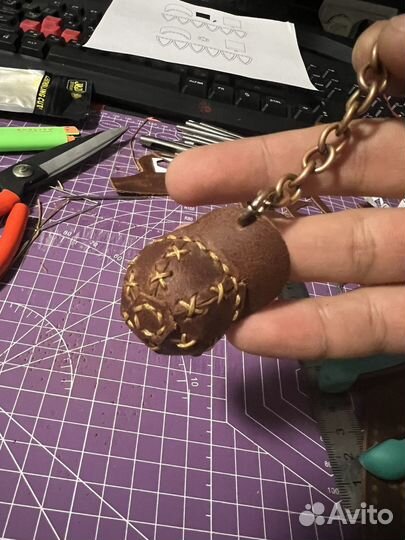 Брелок на ключи