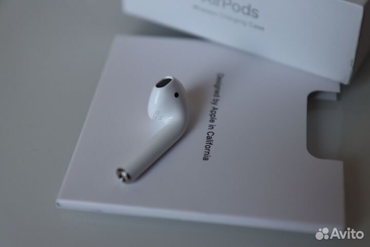 Наушники Apple Airpods 2