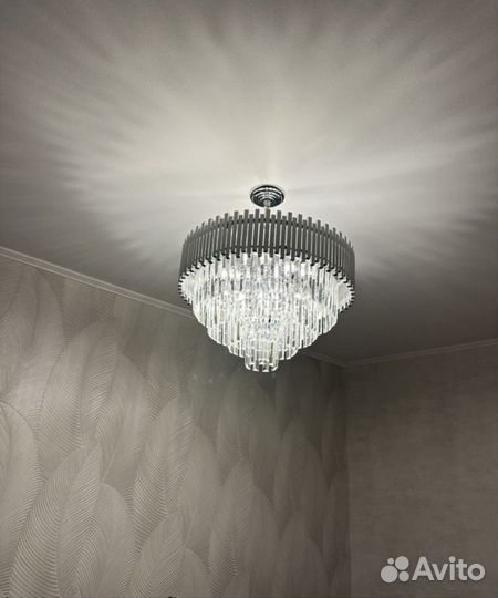 Люстра подвесная хрустальная. Люстра с хрусталем