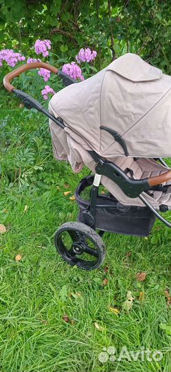 Коляска прогулочная трёхколёсная