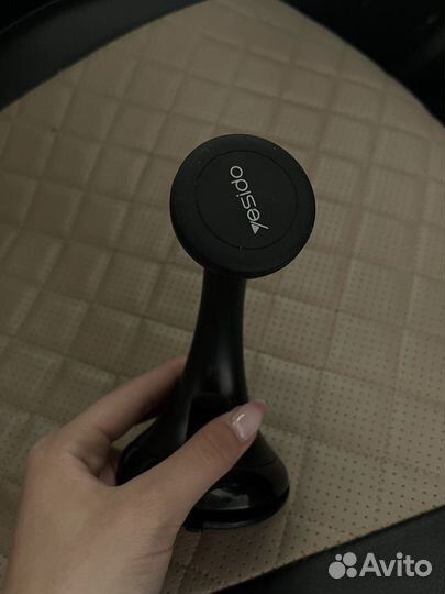 Держатель для телефона в машину