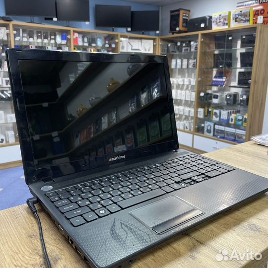 Ноутбук Emachines zrdb