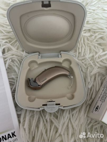 Слуховой аппарат Phonak Naida новый