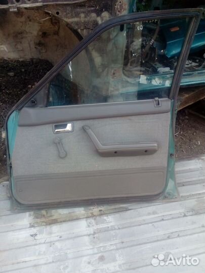 Дверь передняя правая Mazda 626 GD