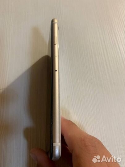 iPhone SE (2022), 64 ГБ