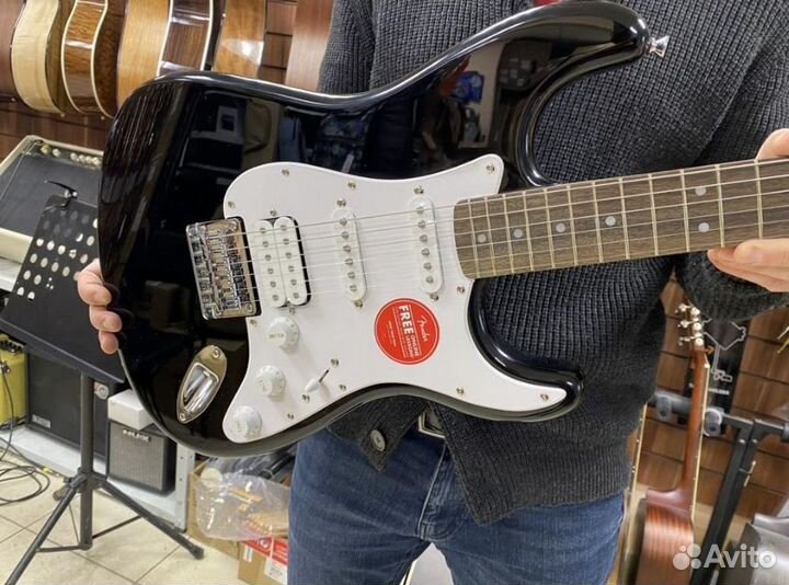 Электрогитара Fender Squier + Аксессуары