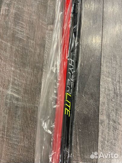 Клюшка хоккейная