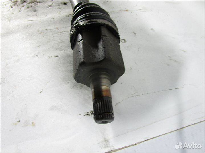 Привод передний правый Audi A3 8PA BSE 2007