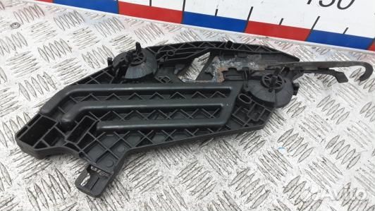 Крепление бампера переднее skoda octavia A5 (AEA28