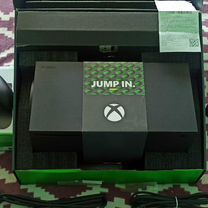 Xbox series X + геймпад + коробка