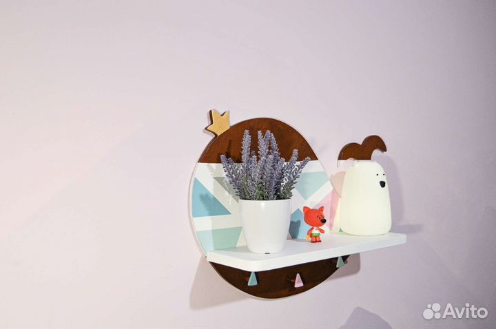 Полка настенная деревянная детская