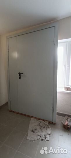 Дверь входная металлическая