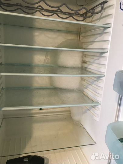 Ремонт холодильников и винных шкафов на дому