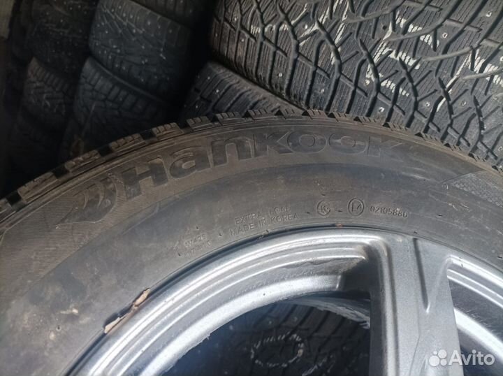 Hankook Winter I'Pike RS2 W429 215/65 R16