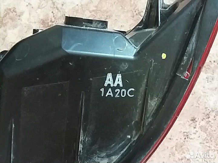 Шевроле Авео задний левый фонарь