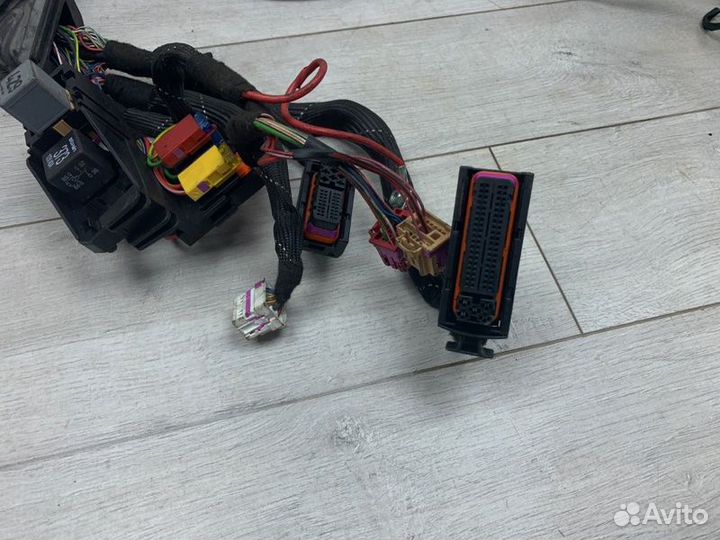 Электропроводка (моторная коса) Audi A4 универсал
