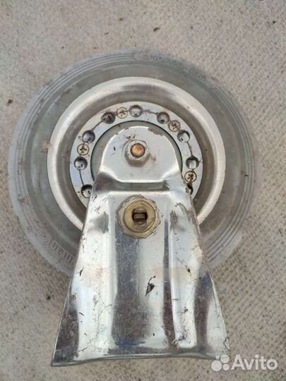 Колеса для складских тележек