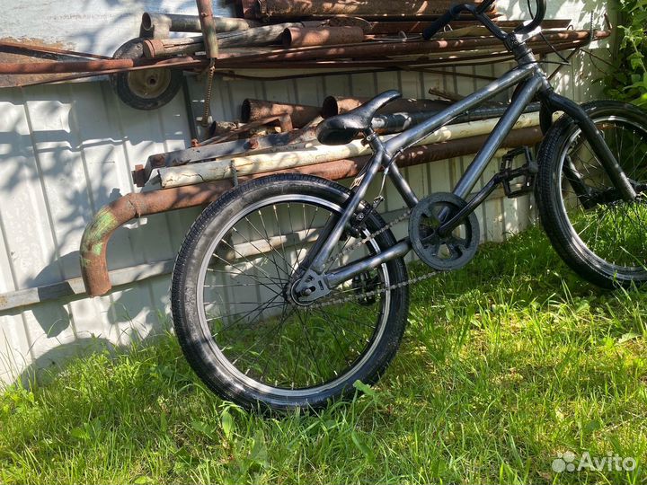 Трюковой велосипед bmx
