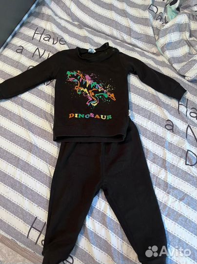 Детские вещи от 6 месяцев