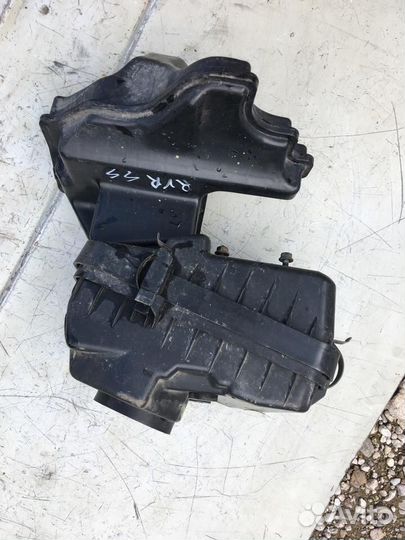 Корпус воздушного фильтра Митсубиси рвр Н23В