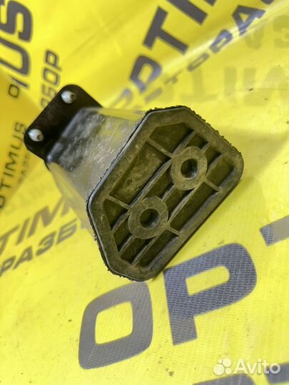 Абсорбер Renault Logan