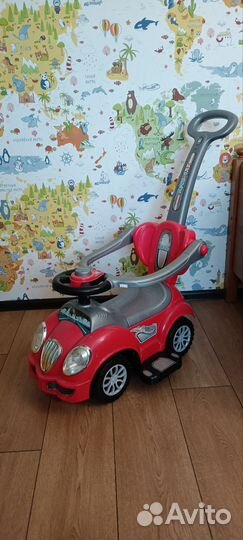 Машинка-каталка толокар с ручкой