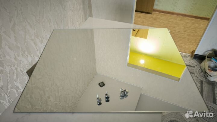 Зеркало настенное 55*70