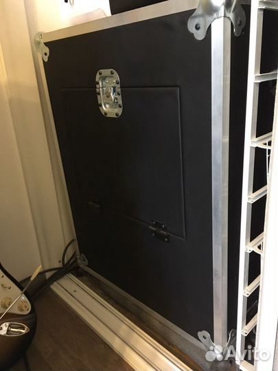 Гитарный изоляционный кабинет Celestion g12t-75