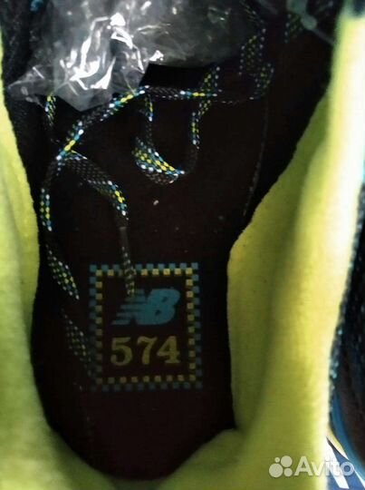 Кроссовки женские 37 размер новые