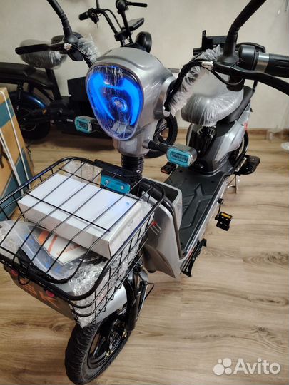 Электроскутер sk8